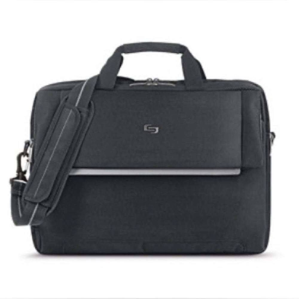 Solo black briefcase messenger/laptop bag in‎ great condition